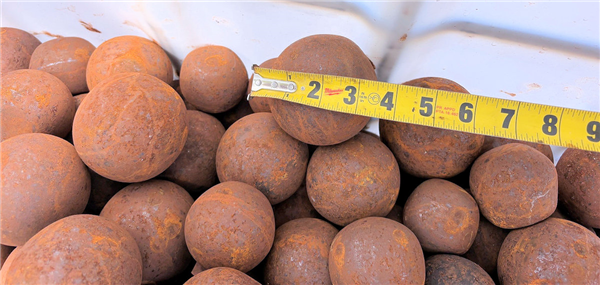 9 Units - Approx. 2-ton Totes Of Steel Grinding Balls In A Mix Of 1-1/2" - 3-1/2" Size)